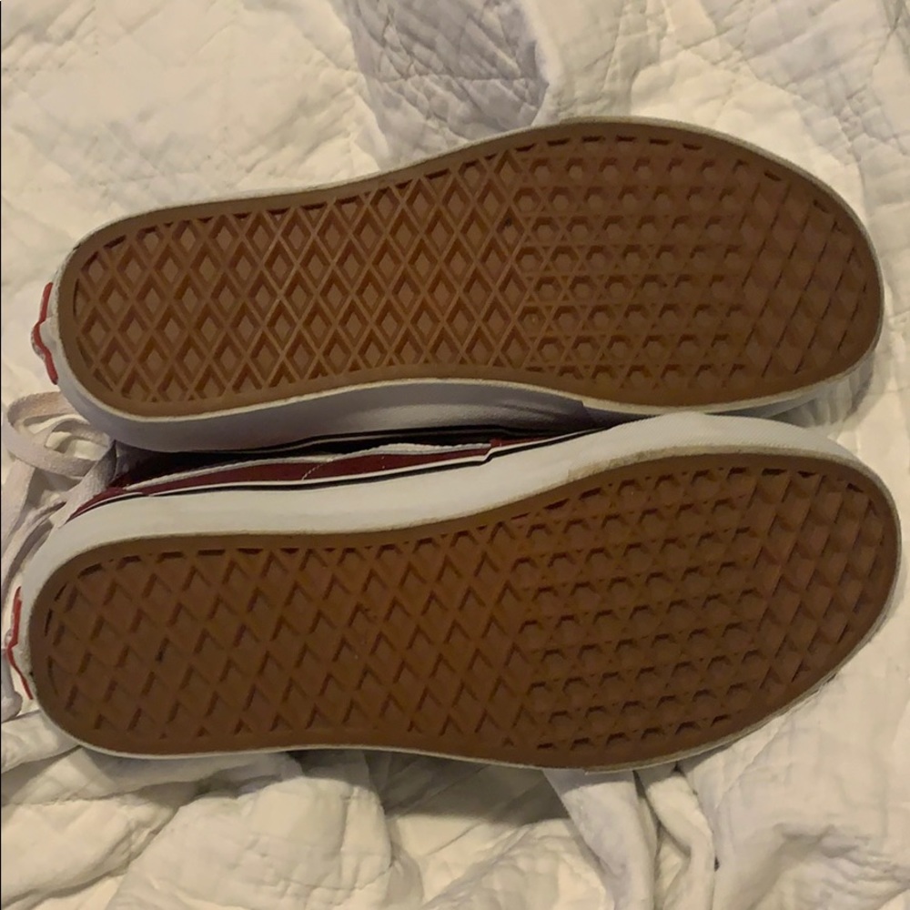 Vans - Picture 2 of 4